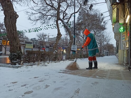 دست‌مریزاد و خداقوت به پاکبانان شهر مشهد | تلاش‌های بی‌وقفه در دمای زیر صفر درجه همچنان ادامه دارد + تصاویر