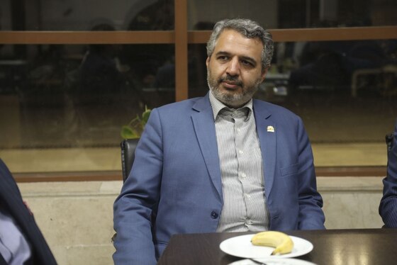 بازدید جمعی از اعضای شورای اسلامی شهر مشهدمقدس از نحوه خدمات رسانی به زائران و اقدامات نوروزی شهرداری مشهد