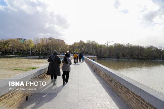 نوروزگردی | اصفهان سی و سه پل