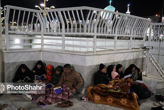 عکس| مراسم احیاء شب نوزدهم ماه رمضان در حرم مطهر رضوی (۱۱ فروردین ۱۴۰۳)