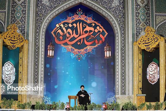 عکس| مراسم احیاء شب نوزدهم ماه رمضان در حرم مطهر رضوی (۱۱ فروردین ۱۴۰۳)