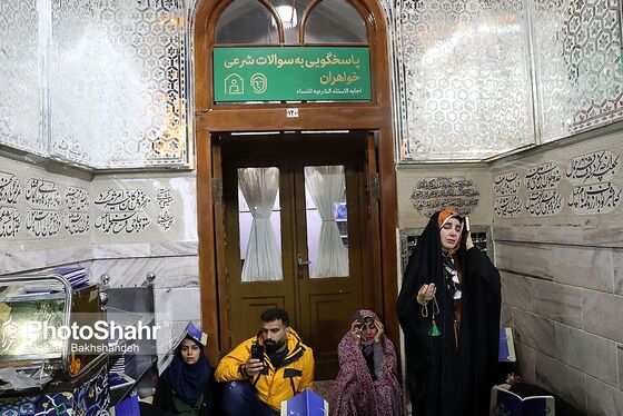 عکس| مراسم احیاء شب نوزدهم ماه رمضان در حرم مطهر رضوی (۱۱ فروردین ۱۴۰۳)