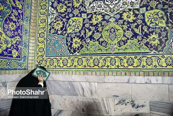 عکس| مراسم احیاء شب نوزدهم ماه رمضان در حرم مطهر رضوی (۱۱ فروردین ۱۴۰۳)