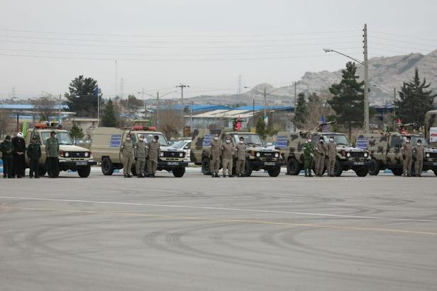 رزمایش دفاع بیولوژیک سپاه علیه کرونا در مشهد آغاز شد/۳۰۰ نقطه از مشهد گندزدایی می‌شود