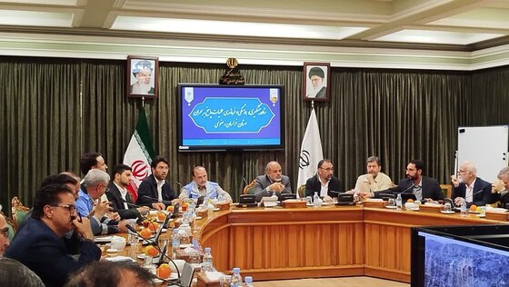 برگزاری جلسه ستاد پیشگیری، هماهنگی و فرماندهی عملیات پاسخ به بحران خراسان رضوی | وزیر کشور: خسارات سیلاب مشهد را حل و فصل می‌کنیم + فیلم