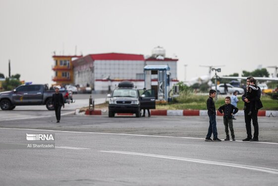 استقبال از پیکر مطهر شهدای خدمت در فرودگاه مهرآباد تهران + عکس و فیلم