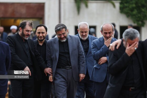 استقبال از پیکر مطهر شهدای خدمت در فرودگاه مهرآباد تهران + عکس و فیلم