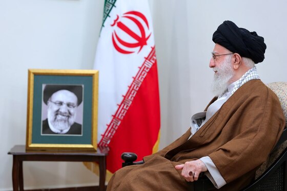 رئیس‌جمهور سوریه با رهبر انقلاب دیدار کرد | حضرت آیت‌الله خامنه‌ای: مقاومت هویت ممتاز سوریه است؛ این ویژگی مهم باید محفوظ بماند
