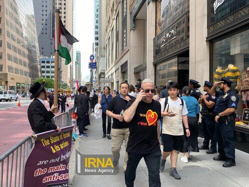 تجمع و تقابل یهودیان موافق فلسطین و اسرائیل در خیابان‌های منهتن نیویورک + فیلم و عکس