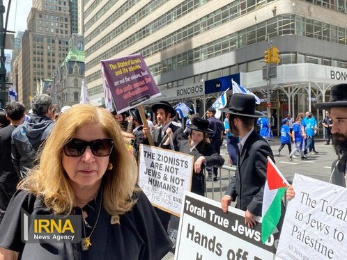 تجمع و تقابل یهودیان موافق فلسطین و اسرائیل در خیابان‌های منهتن نیویورک + فیلم و عکس