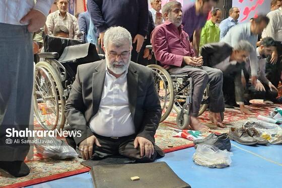 قالیباف در اجتماع هواداران خود در مشهد: کشور تاب اختلاف و دعوا و بهانه جویی ندارد| ما سیاست بلدیم، اما کار‌های خلاف انجام نمی‌دهیم+ فیلم و عکس (۶ تیرماه ۱۴۰۳)