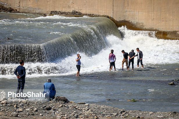 پیک‌نیک با کرونا / بی توجهی شهروندان به فاصله گذاری اجتماعی و هجوم به ییلاقات طرقبه و شاندیز و ارتفاعات جنوبی مشهد