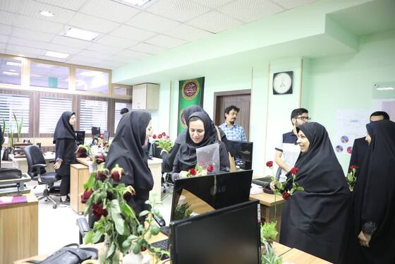 بازدید اعضای شورای اجتماعی محلات شهر مشهد از مؤسسه فرهنگی شهرآرا به مناسبت روز خبرنگار + فیلم و عکس