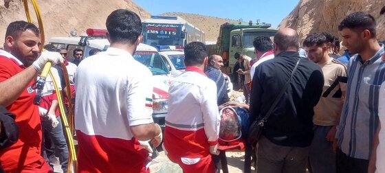 تصادف وحشتناک ۲ سواری و ۲ اتوبوس با ۳۶ کشته و مصدوم در کرمانشاه + عکس (۶ شهریور ۱۴۰۳)