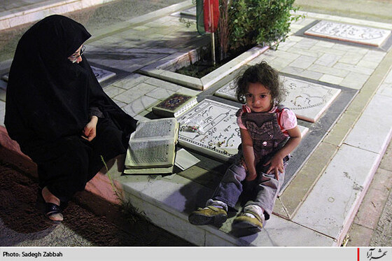 ليله القدر در جوار مزار شهدا- 2