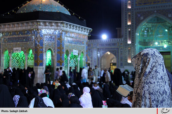 مراسم احیای شب بیست و سوم ماه رمضان در حرم رضوي