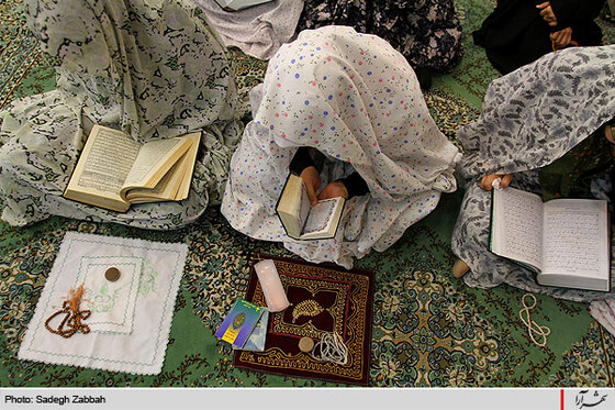 نخستين اعتكاف دانش آموزي كشور در مشهد