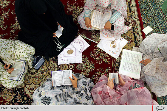 نخستين اعتكاف دانش آموزي كشور در مشهد