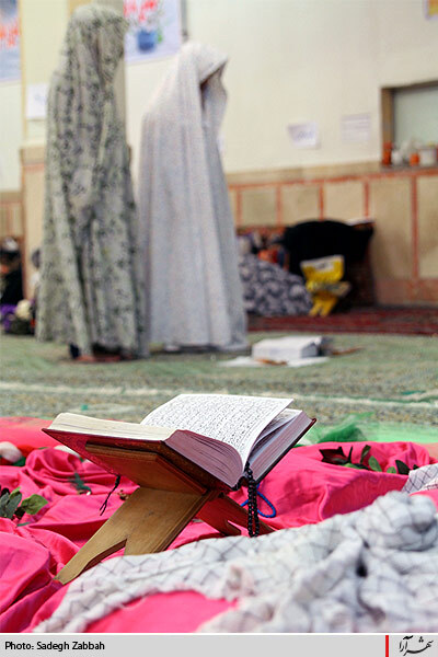 نخستين اعتكاف دانش آموزي كشور در مشهد