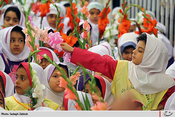 جشن شكوفه ها در حرم رضوي