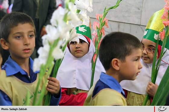 جشن شكوفه ها در حرم رضوي