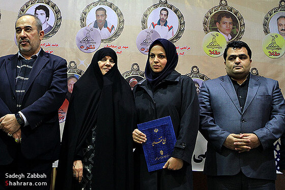 مراسم تقدير از مدال آوران گوانگجو 