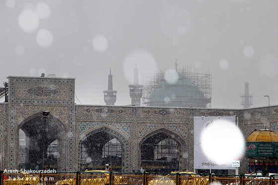 بارش اولین برف زمستانی در مشهد 
