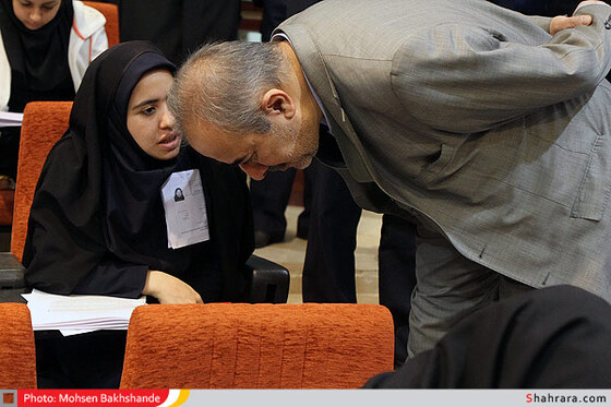 بازدید مجمود صلاحی از آزمون استخدامی شهرداری های خراسان