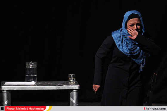 نمایش پلی از جنس شیشه‎ به کارگردانی علیرضا اسدی