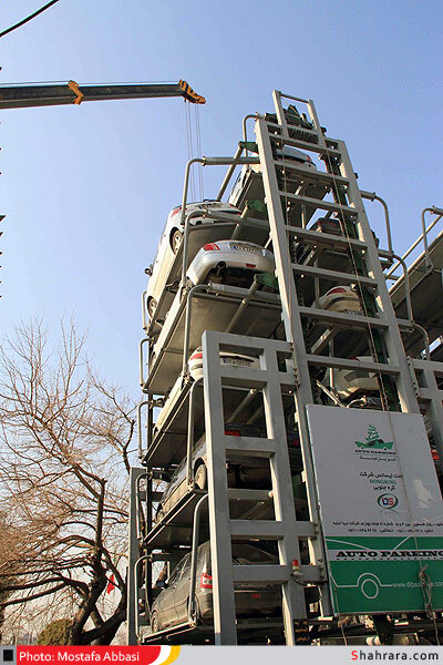 حادثه در پارکینگ مکانیزه چهارراه خیام