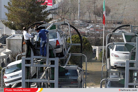 حادثه در پارکینگ مکانیزه چهارراه خیام