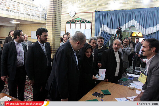 بازدید استاندار خراسان رضوی از شعب اخذ رای
