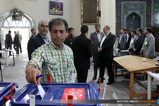بازدید استاندار خراسان رضوی از شعب اخذ رای