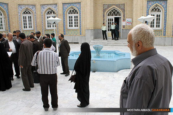 بازدید استاندار خراسان رضوی از شعب اخذ رای
