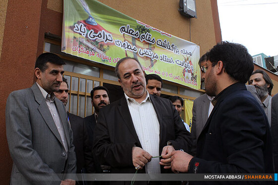 بازدید استاندار خراسان رضوی از شعب اخذ رای