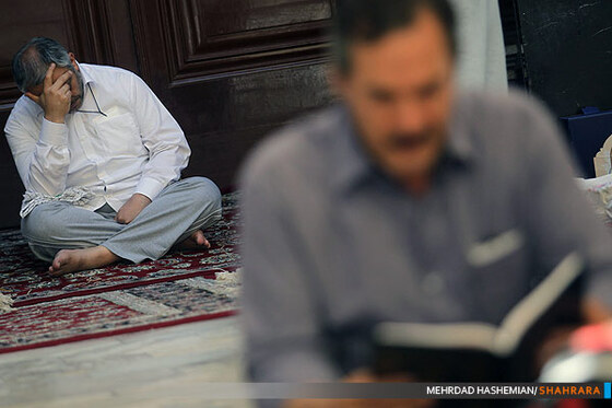 مراسم معنوی اعنکاف در حرم امام رضا(ع)