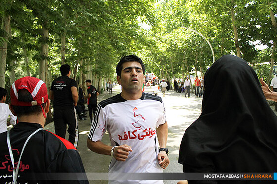 ثبت رکورد جهانی دویدن به عقب