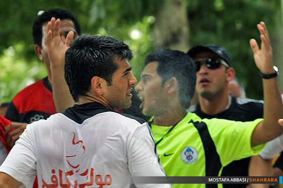 ثبت رکورد جهانی دویدن به عقب