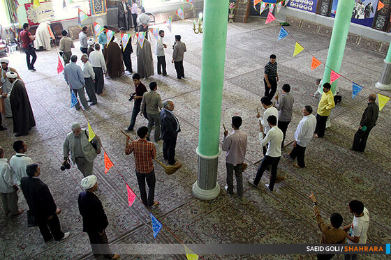 غبارروبی مساجد در آستانه ماه مبارک رمضان
