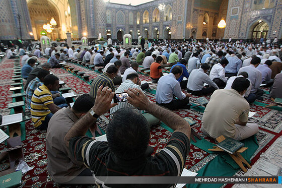 محفل انس با  قرآن در جوار مرقد مطهر حضرت رضا (ع) 
