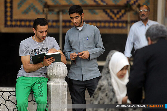 محفل انس با  قرآن در جوار مرقد مطهر حضرت رضا (ع) 