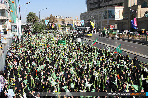 گلباران حرم مطهر رضوی
