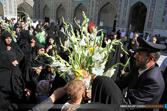 گلباران حرم مطهر رضوی