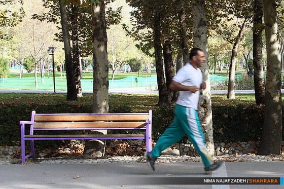 ورزش  صبحگاهی در پارک ملت