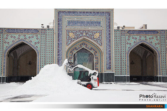 بارش اولین برف پاییزی در مشهد