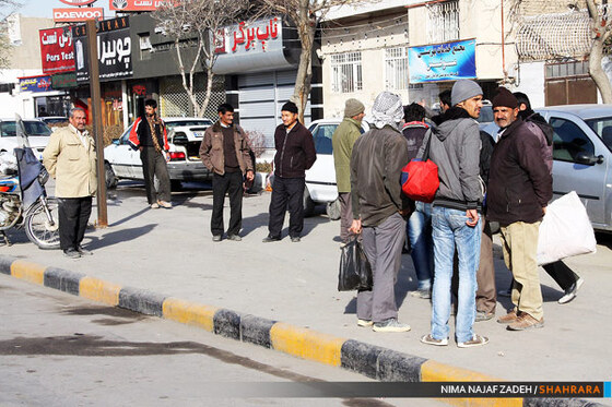 کارگران در انتظار کار!