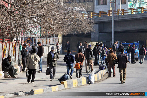 کارگران در انتظار کار!