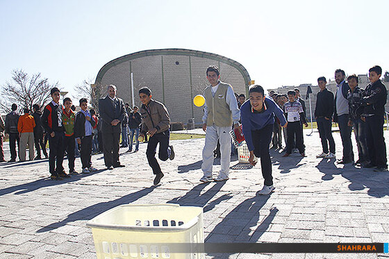 یک روز خوش در بوستان نصرت