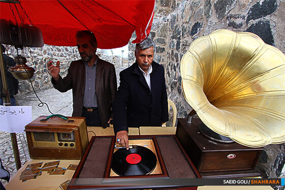 هنر که تاج سر آفرینش است