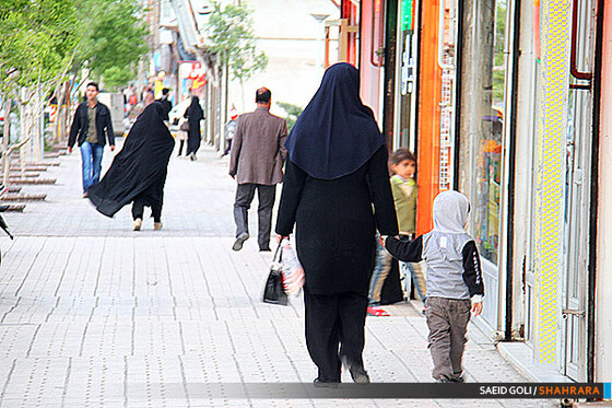 دستم بگرفت و پا به پا برد